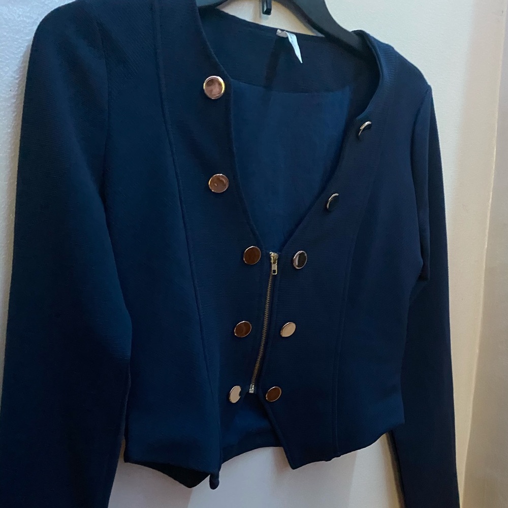 Jacket - Picture 2 of 8